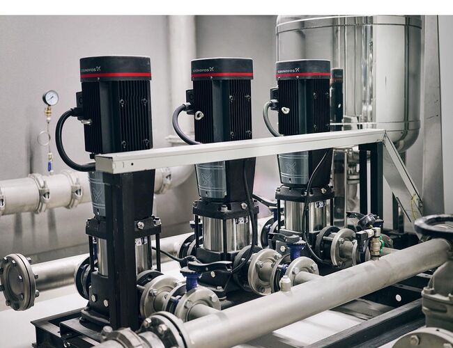 Ifølge Grundfos skyldes mye av energitapet i norsk bygningsmasse ineffektiv drift av eksisterende VVS-anlegg. Foto: Grundfos Ifølge Grundfos skyldes mye av energitapet i norsk bygningsmasse ineffektiv drift av eksisterende VVS-anlegg. Foto: Grundfos