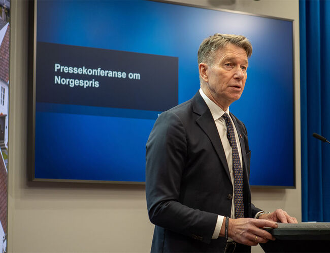 Terje Aasland under pressekonferansen om innføring av Norgespris. Foto: Energidepartementet Terje Aasland under pressekonferansen om innføring av Norgespris. Foto: Energidepartementet