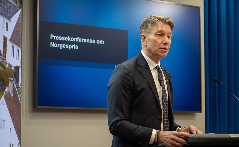 Terje Aasland under pressekonferansen om innføring av Norgespris. Foto: Energidepartementet Terje Aasland under pressekonferansen om innføring av Norgespris. Foto: Energidepartementet