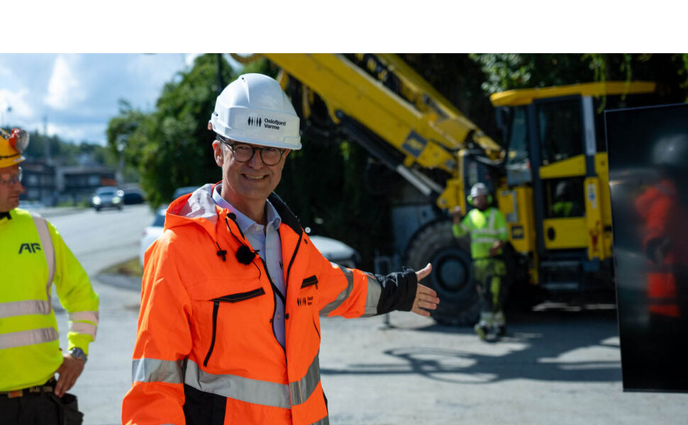 - Dette er en stor dag for oss. Endelig er vi i gang med denne viktige utbyggingen for Sandvika og Bekkestua, sier Yngve Solvang, administrerende direktør i Oslofjord Varme. FOTO: RedAnt - Dette er en stor dag for oss. Endelig er vi i gang med denne viktige utbyggingen for Sandvika og Bekkestua, sier Yngve Solvang, administrerende direktør i Oslofjord Varme. FOTO: RedAnt