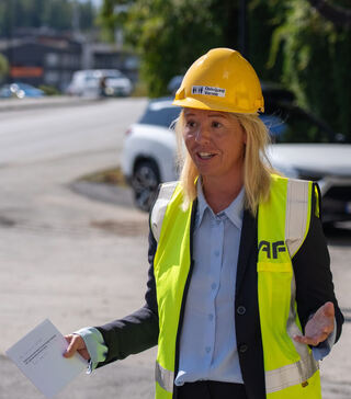 Dette er en stor dag for oss. Endelig er vi i gang med denne viktige utbyggingen for Sandvika og Bekkestua, sier Yngve Solvang. FOTO: RedAnt Dette er en stor dag for oss. Endelig er vi i gang med denne viktige utbyggingen for Sandvika og Bekkestua, sier Yngve Solvang. FOTO: RedAnt