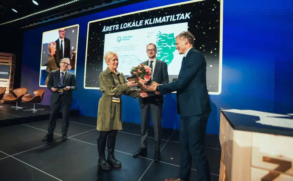 Vestland fylkeskommune vant prisen for Årets lokale klimatiltak for storbykommuner og fylkeskommuner i 2025. Foto: Kevin Dahlman/ZERO Vestland fylkeskommune vant prisen for Årets lokale klimatiltak for storbykommuner og fylkeskommuner i 2025. Foto: Kevin Dahlman/ZERO