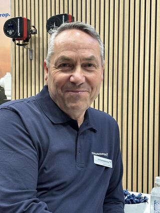 – De fleste skal aldri behøve å tenke over teknologien bak vannforsyningen. Det krever at anlegget er riktig dimensjonert og styrt fra starten, sier John Ove Laksberg, salgsdirektør for Commercial Building Services i Grundfos. Foto: Grundfos