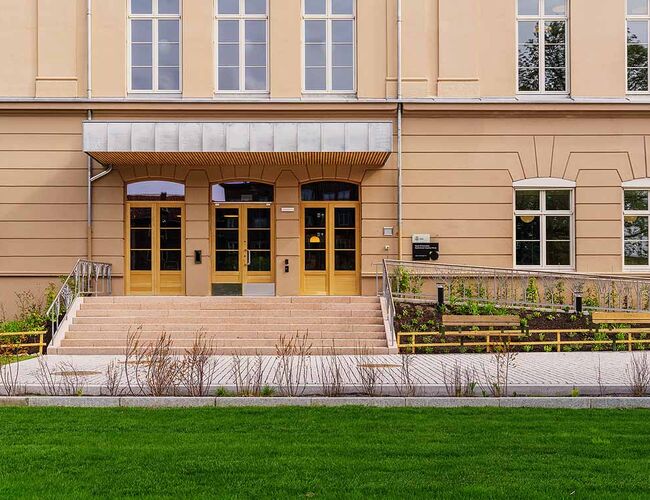 Det tidligere institusjonsbygget er rehabilitert både innvendig og utvendig. Foto: Nadia Frantsen/Oslobygg KF