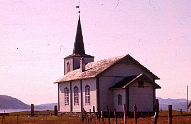 Helgøy kirke 5